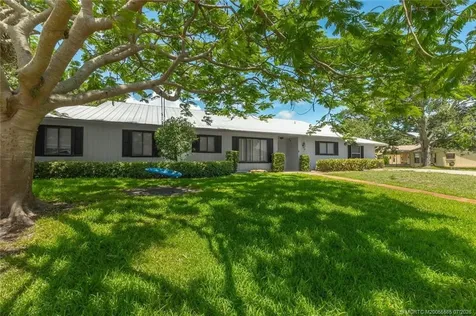 1616 20th Street SW Vero Beach FL 32962