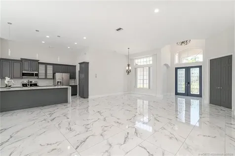 1812 SE Killean Court Port St Lucie FL 34952