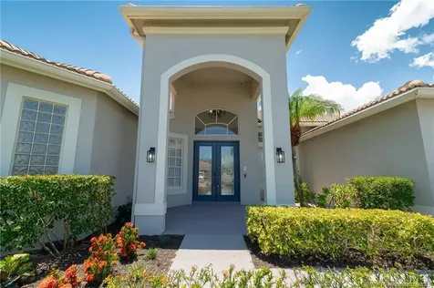 1812 SE Killean Court Port St Lucie FL 34952