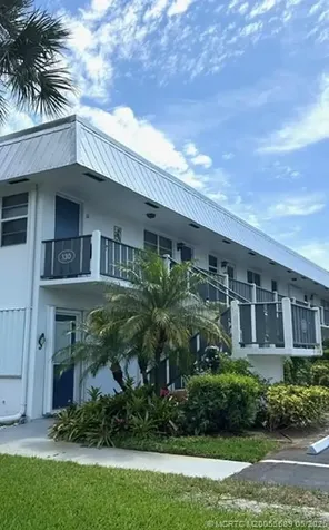 2929 SE Ocean Boulevard Stuart FL 34996