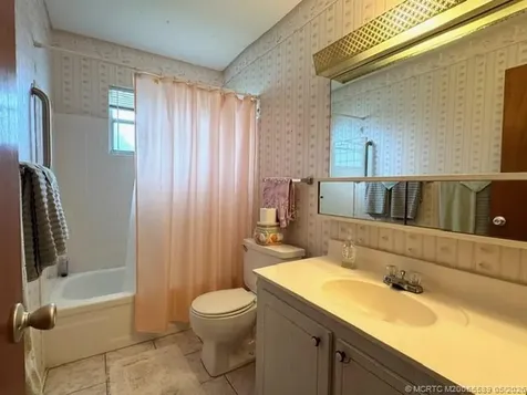 2929 SE Ocean Boulevard Stuart FL 34996