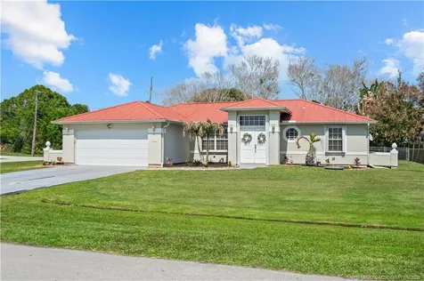 2874 SE Rawlings Road Port St Lucie FL 34952
