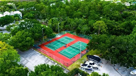 2516 SE Anchorage Cove Port St Lucie FL 34952