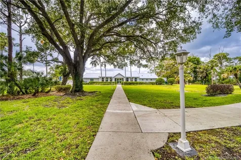 2516 SE Anchorage Cove Port St Lucie FL 34952