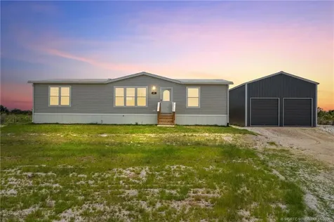18714 NW 254th Street Okeechobee FL 34972