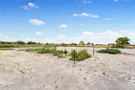 18714 NW 254th Street Okeechobee FL 34972