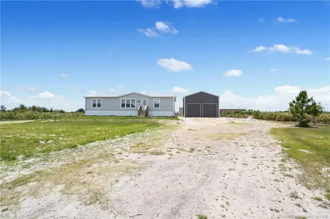 18714 NW 254th Street Okeechobee FL 34972