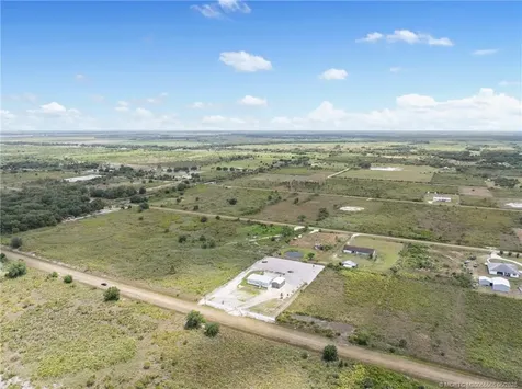 18714 NW 254th Street Okeechobee FL 34972