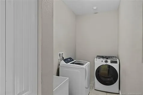 418 NE Abaca Way Jensen Beach FL 34957