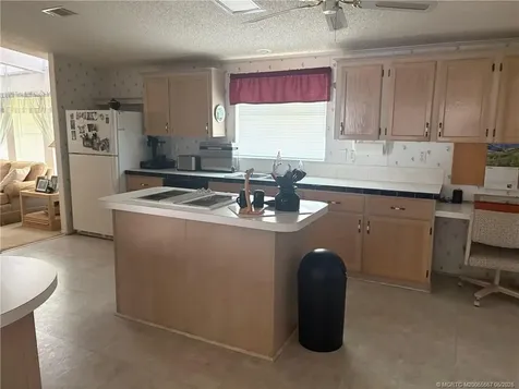 2465 SW Versailles Terrace Stuart FL 34997