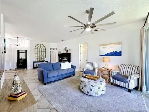 415 SW Fairway Landing Port St Lucie FL 34986