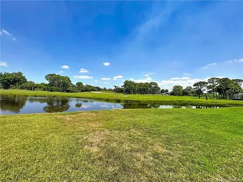 415 SW Fairway Landing Port St Lucie FL 34986