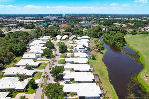 415 SW Fairway Landing Port St Lucie FL 34986
