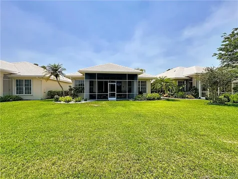 415 SW Fairway Landing Port St Lucie FL 34986