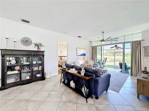 415 SW Fairway Landing Port St Lucie FL 34986