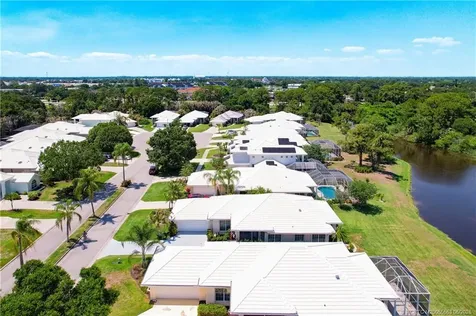 415 SW Fairway Landing Port St Lucie FL 34986