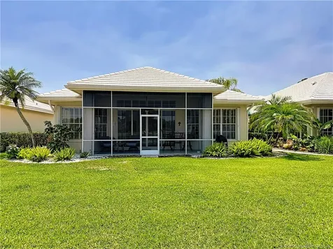 415 SW Fairway Landing Port St Lucie FL 34986