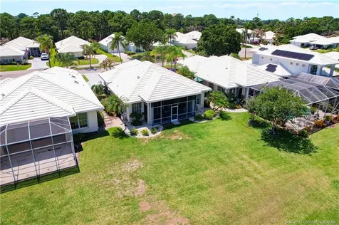 415 SW Fairway Landing Port St Lucie FL 34986