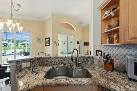 394 NW Springview Loop Port St Lucie FL 34986