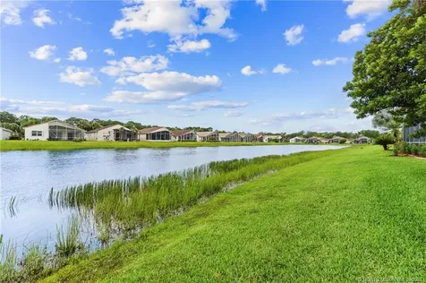 394 NW Springview Loop Port St Lucie FL 34986