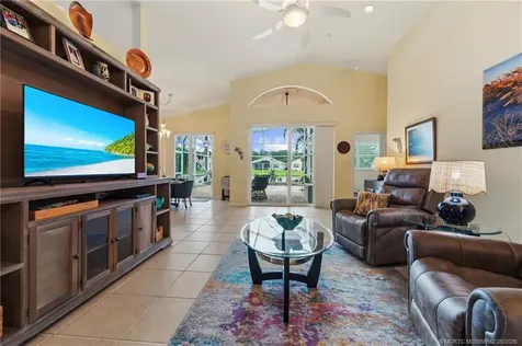394 NW Springview Loop Port St Lucie FL 34986