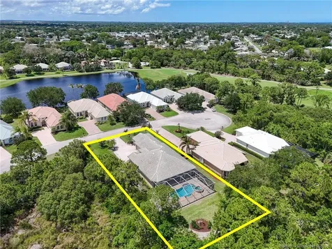 4615 NW Wandering Oak Court Jensen Beach FL 34957