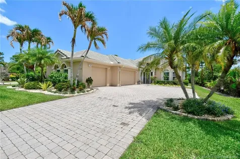 4615 NW Wandering Oak Court Jensen Beach FL 34957