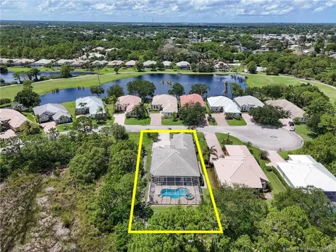 4615 NW Wandering Oak Court Jensen Beach FL 34957