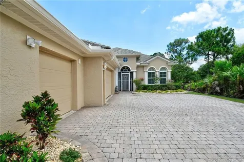 4615 NW Wandering Oak Court Jensen Beach FL 34957