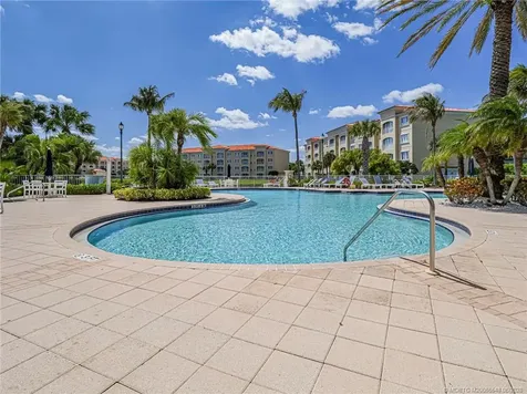 10 Harbour Isle Drive E Fort Pierce FL 34949