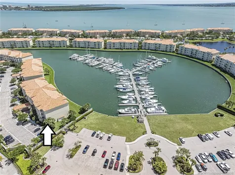 10 Harbour Isle Drive E Fort Pierce FL 34949