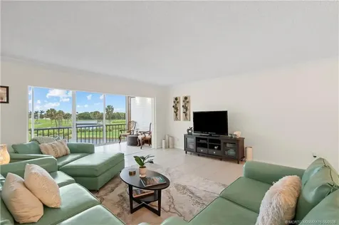 5558 NE Gulfstream Way Stuart FL 34996