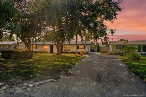 2446 SW Hideaway Lane Stuart FL 34994