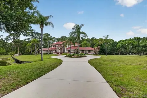 5003 SW Martin Commons Way Palm City FL 34990