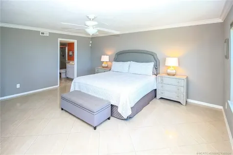 2571 NE Ocean Boulevard Stuart FL 34996