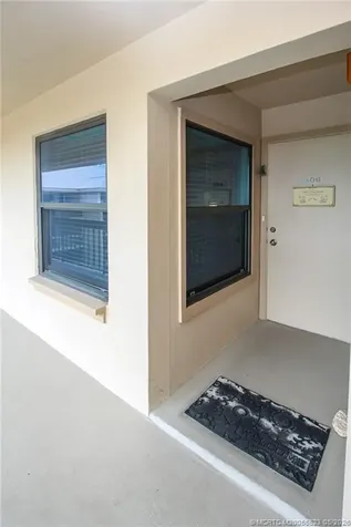 2571 NE Ocean Boulevard Stuart FL 34996