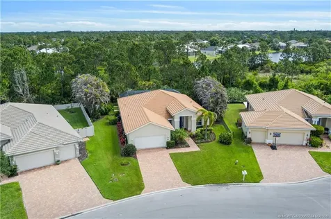 483 NW Windflower Terrace Jensen Beach FL 34957