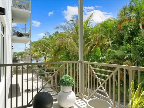 41 SW Seminole Street Stuart FL 34994
