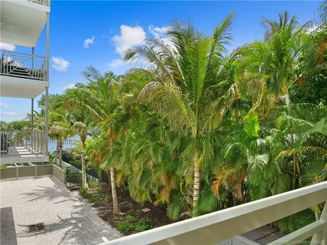 41 SW Seminole Street Stuart FL 34994