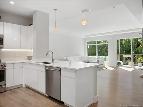 41 SW Seminole Street Stuart FL 34994