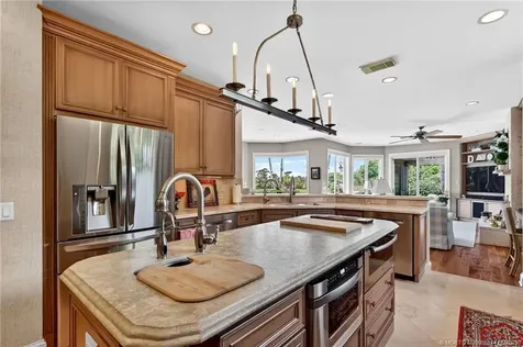 6600 SE Barrington Drive Stuart FL 34997