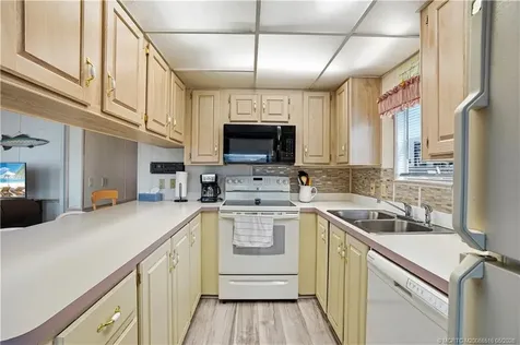 652 Nettles Boulevard Jensen Beach FL 34957