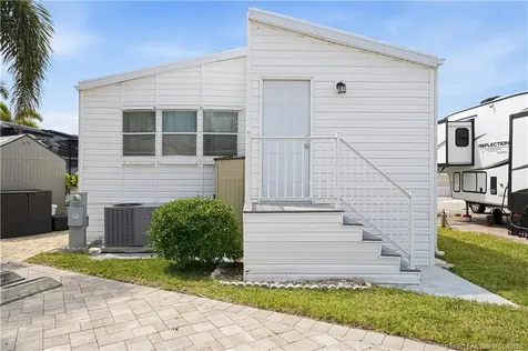 652 Nettles Boulevard Jensen Beach FL 34957
