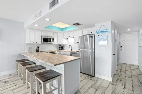 379 NE Tradewind Lane Stuart FL 34996