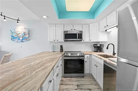 379 NE Tradewind Lane Stuart FL 34996