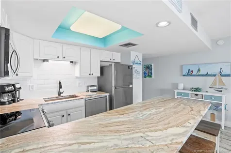 379 NE Tradewind Lane Stuart FL 34996
