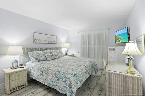 379 NE Tradewind Lane Stuart FL 34996