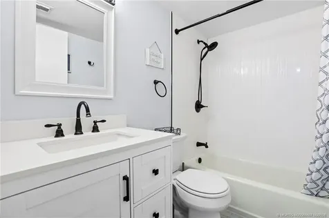 379 NE Tradewind Lane Stuart FL 34996