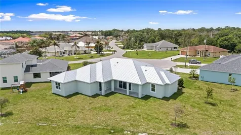 6225 NW Odate Court Port St Lucie FL 34983