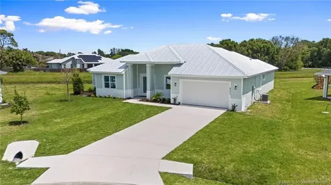 6225 NW Odate Court Port St Lucie FL 34983